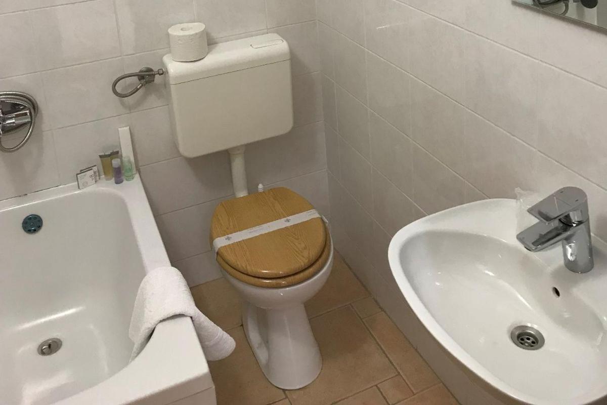Berulia Rooms 布雷拉 外观 照片