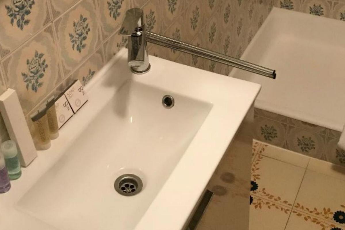 Berulia Rooms 布雷拉 外观 照片