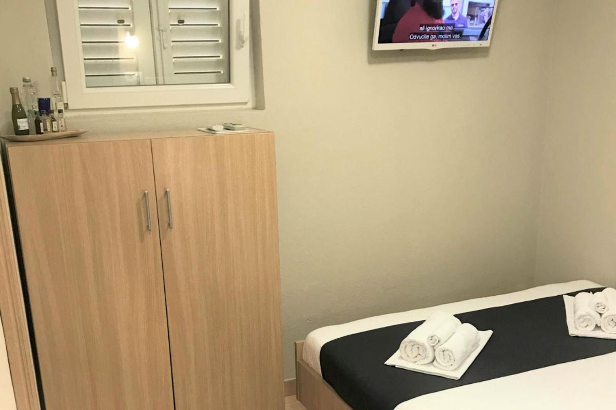 Berulia Rooms 布雷拉 外观 照片